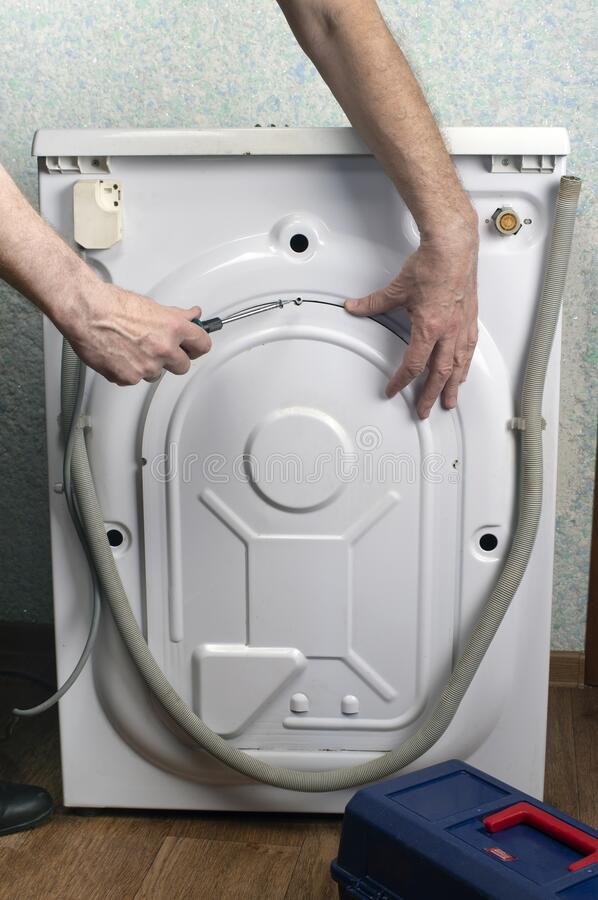 الصيانة في الرياض technician